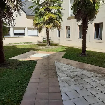 Rien Que Pour Vous Proche Centre לאבאל