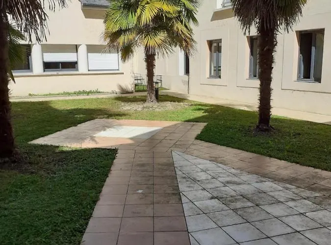 Rien Que Pour Vous Proche Centre Laval (Mayenne)